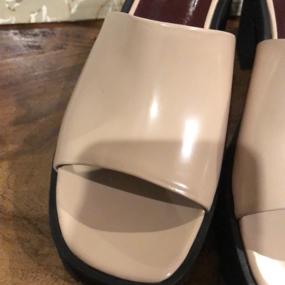 STAUD Black and Cream Platform Mules - Picture 11 of 13